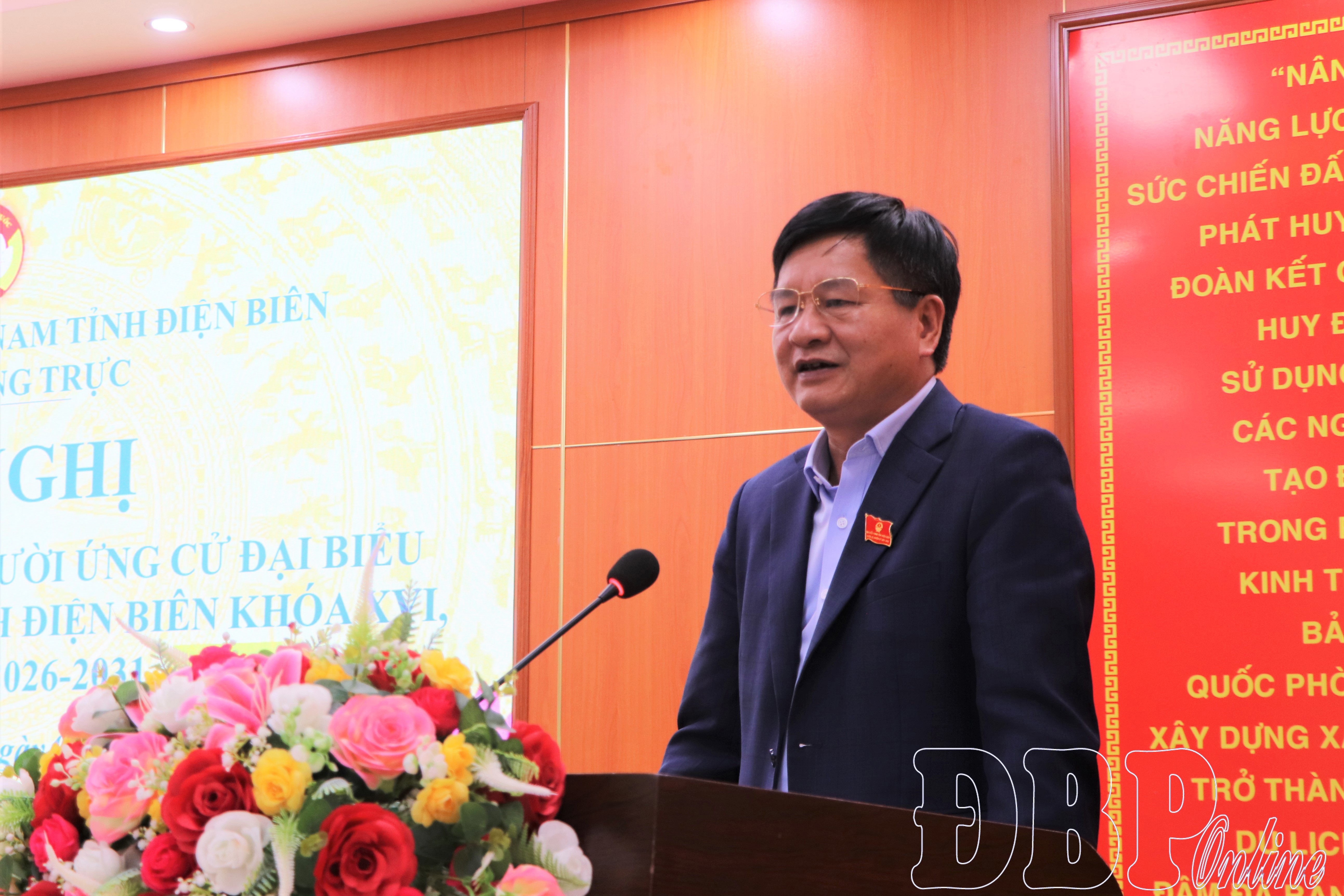 Ứng cử viên đại biểu HĐND tỉnh khóa XVI, đơn vị bầu cử số 1 tiếp xúc cử tri xã Mường Phăng