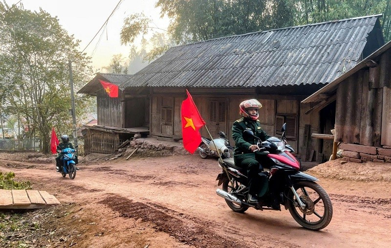 Đưa “tiếng loa biên phòng” về bản tuyên truyền bầu cử